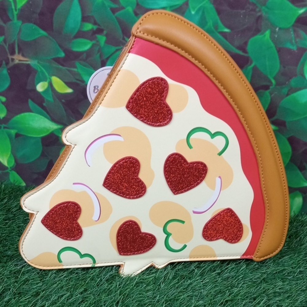 🆕🍒 Heart Pepperoni Pizza Slice Crossbody Bag